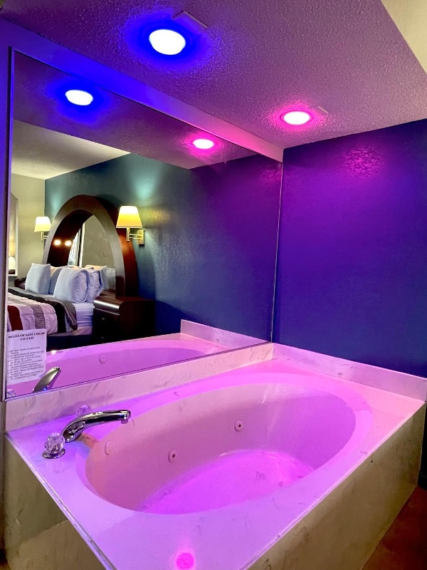 Luxury Inn & Suites image 19
